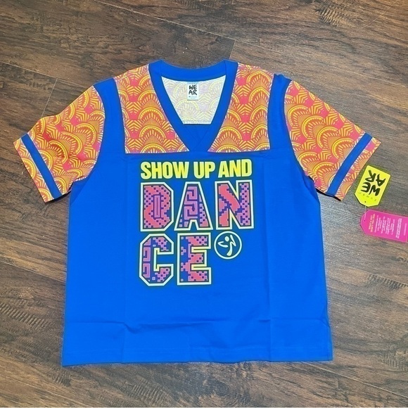 Zumba show up and dance short Short Sleeves Short Tee Medium NWT. - Picture 4 of 4